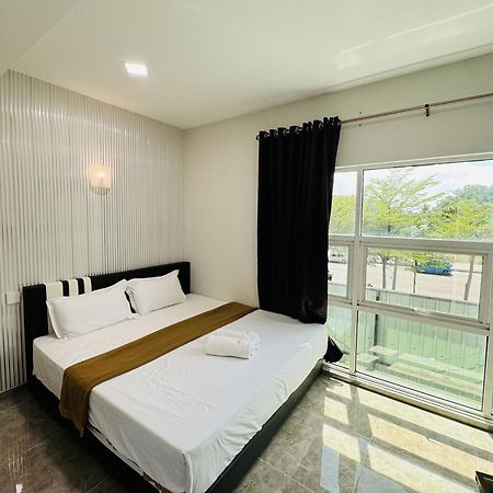 Rayyaz Inn Kuala Terengganu Kültér fotó