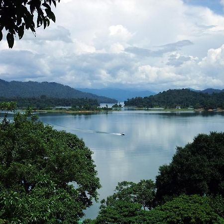 Rayyaz Inn Kuala Terengganu Kültér fotó